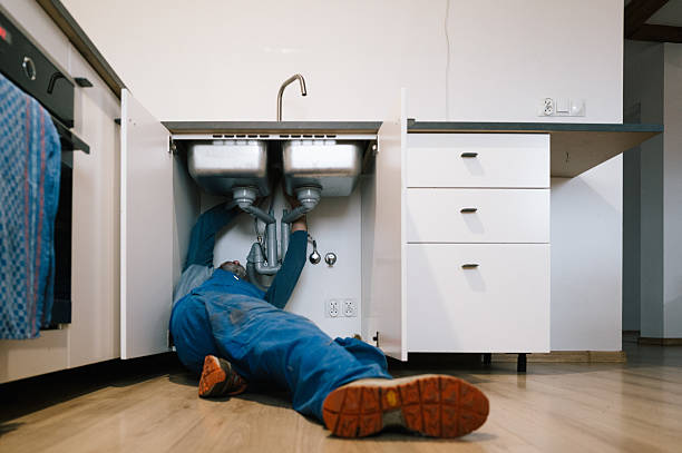 Professional Pipe Repair technician working in Brainard, NY